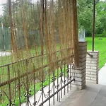 Dovolenkový dom Dom V Obci Kusin