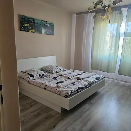 Dom V Obci Kusín Сasa de vacaciones *